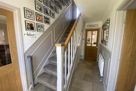 3 bedroom detached house for sale, Barrow Drive, Taunton