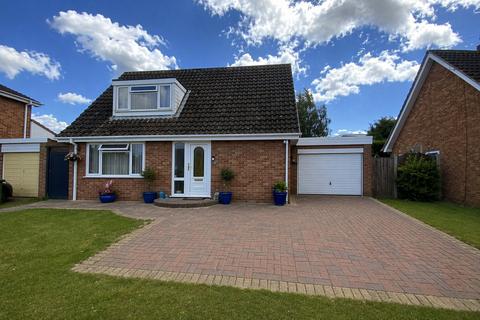 3 bedroom detached house for sale, Barrow Drive, Taunton