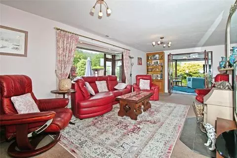 5 bedroom bungalow for sale – pohled 5