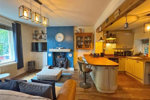 3 bedroom end of terrace house for sale, Wesley Place, Bacup, Rossendale, OL13