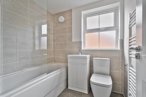 4 bedroom townhouse to rent, Laubella Road, Aylesford, ME20