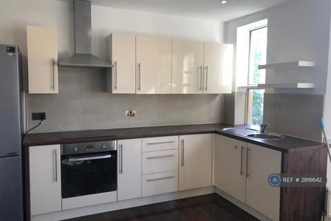 3 bedroom flat to rent, Fishponds Road, Fishponds, Bristol, BS16