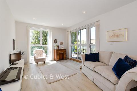 1 bedroom flat for sale, The Paperyard East, Horsham RH12