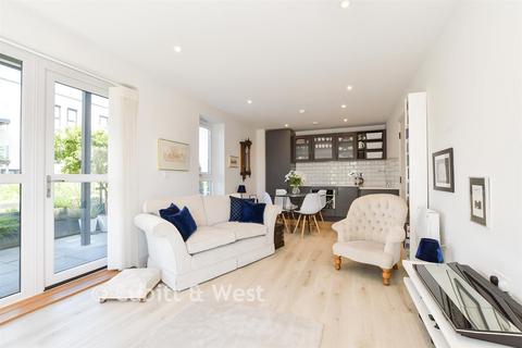 1 bedroom flat for sale, The Paperyard East, Horsham RH12