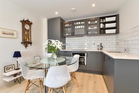 1 bedroom flat for sale, The Paperyard East, Horsham RH12