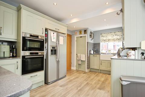 3 bedroom semi-detached house for sale, Kirkstall Road, Leeds