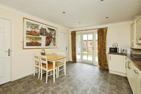 3 bedroom house for sale, The Mews, Retford
