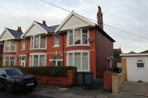 1 bedroom apartment for sale, Kenilworth Gardens, South Shore, Blackpool, Lancashire, FY4 1JL