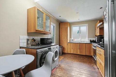 2 bedroom bungalow for sale, Eden Close, Bexley