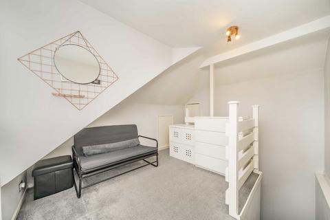 4 bedroom house for sale, Berryhill, London