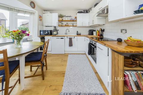 3 bedroom semi-detached house to rent, Mallard Place, East Grinstead, West Sussex, RH19