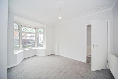 3 bedroom terraced house for sale, Burton Road, Polygon, Southampton, Hampshire, SO15