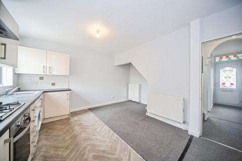3 bedroom terraced house for sale, Burton Road, Polygon, Southampton, Hampshire, SO15