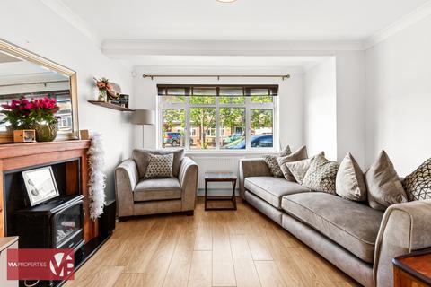 4 bedroom semi-detached house for sale, Grenville Avenue, Broxbourne EN10