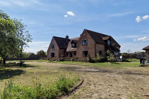 5 bedroom detached house for sale, Rosewal Manor, Weirs Drove, Burwell