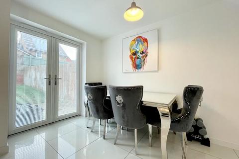 3 bedroom semi-detached house for sale, Cornelius Crescent, Fairfields, Milton Keynes, MK11