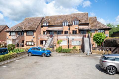 1 bedroom flat for sale, Silverwood Road, Kettering, NN15