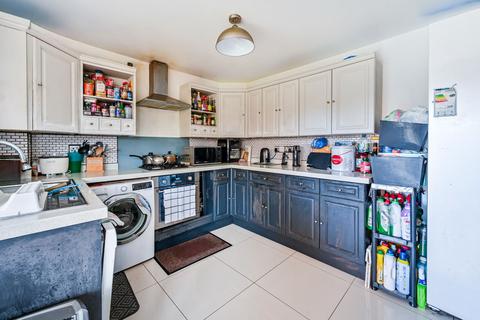 Nevada Close, New Malden, KT3