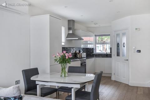 undefined, Cowper Avenue, Sutton