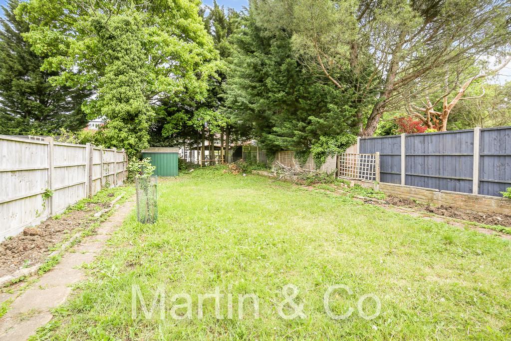 1704314064 -20 Byron Road, Selsdon, CR2 - 4