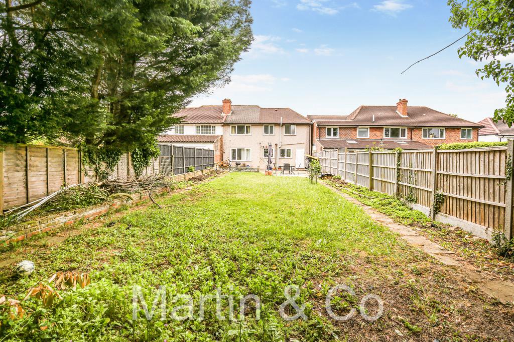 1704314064 -20 Byron Road, Selsdon, CR2 - 2