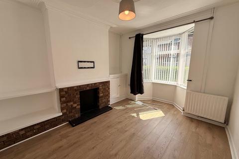 3 bedroom terraced house to rent, Adelaide St, Crewe