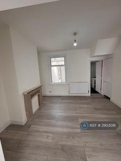 3 bedroom terraced house to rent, Stamford Road, London, E6