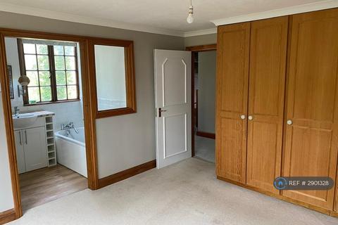 4 bedroom semi-detached house to rent, Maidstone Road, Matfield, TN12