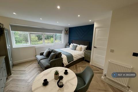 Studio to rent, North Ninth Street, Milton Keynes, MK9