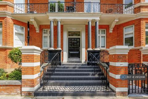 3 bedroom flat to rent, Lauderdale Mansions Paddington, London, W9