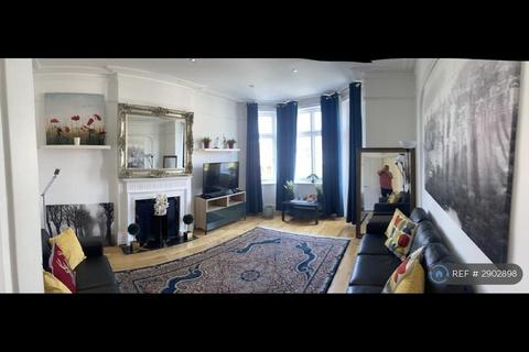 3 bedroom flat to rent, Lauderdale Mansions Paddington, London, W9