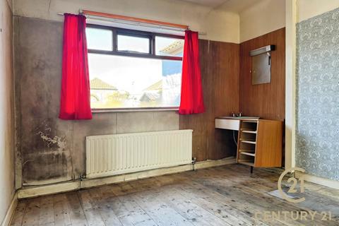 2 bedroom bungalow for sale, Vyner Road South, Gateacre, Liverpool, L25