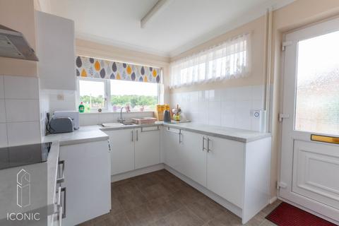 2 bedroom semi-detached bungalow for sale, Bellomonte Crescent, Drayton, Norwich