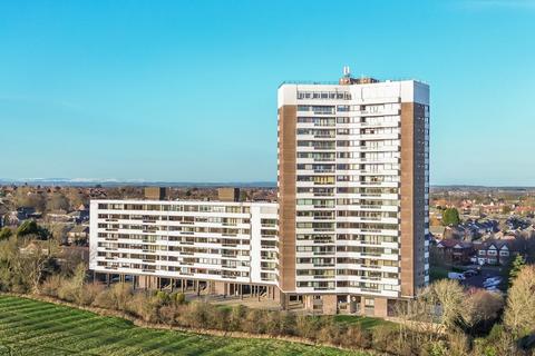 3 bedroom apartment for sale, Montagu Court, Gosforth, Newcastle Upon Tyne