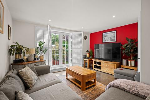3 bedroom townhouse for sale, Avondale Road, Bromley