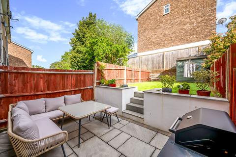 3 bedroom townhouse for sale, Avondale Road, Bromley