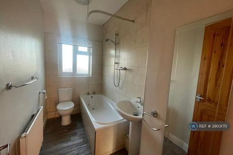 3 bedroom terraced house to rent, Pickmere Road, Sheffield, S10