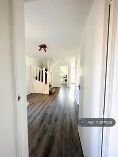 4 bedroom end of terrace house to rent, Grovehurst Road, Dartford, DA1