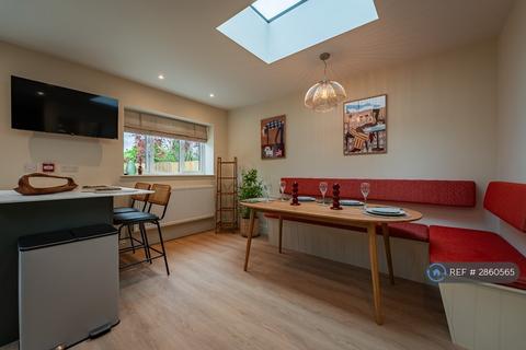1 bedroom in a house share to rent, Abbott Road, Abingdon, OX14