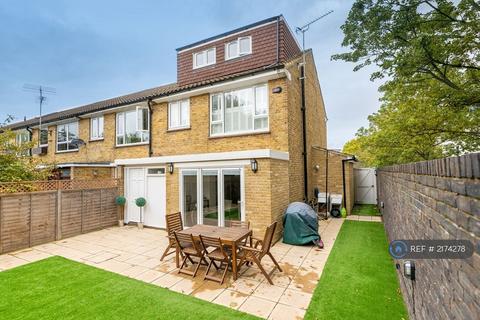 5 bedroom end of terrace house to rent, Chartfield Square, London, SW15