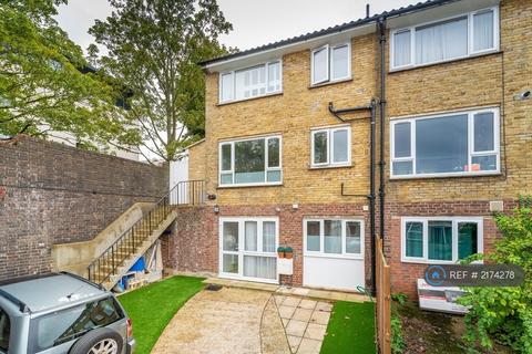 5 bedroom end of terrace house to rent, Chartfield Square, London, SW15