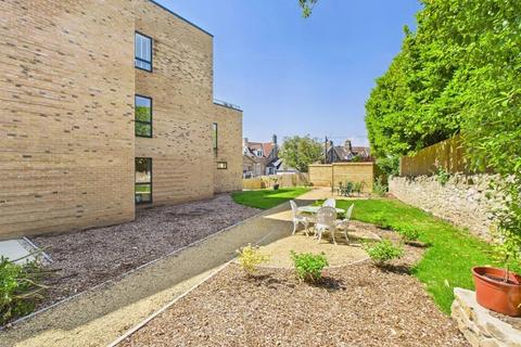 2 bedroom apartment for sale, Apartment 5, Bay Court, 2-6 Bay Road, Clevedon, Somerset, BS21