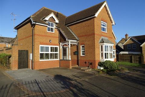 3 bedroom detached house for sale - Birchen Close: Hampton Hargate