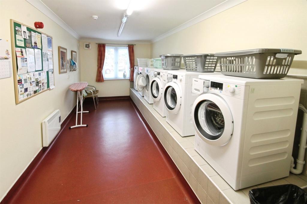 Residents Laundry