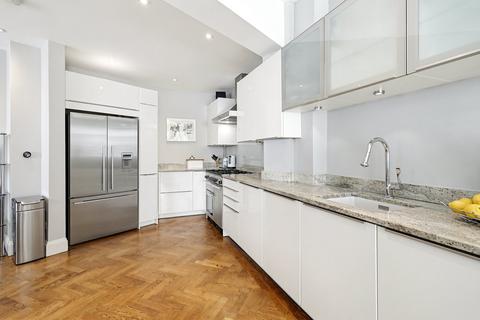 3 bedroom end of terrace house for sale, Eccleston Square Mews, London, SW1V
