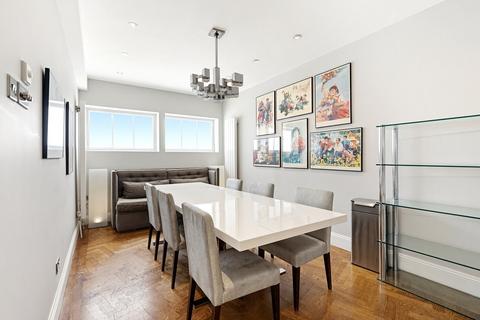 3 bedroom end of terrace house for sale, Eccleston Square Mews, London, SW1V