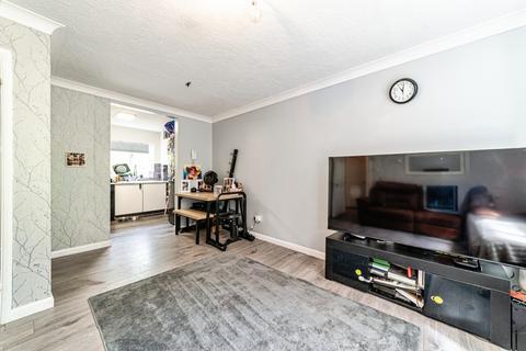 1 bedroom ground floor flat for sale, Armour Hill, Reading, RG31
