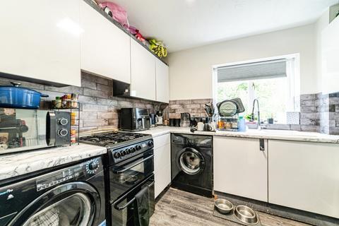 1 bedroom ground floor flat for sale, Armour Hill, Reading, RG31