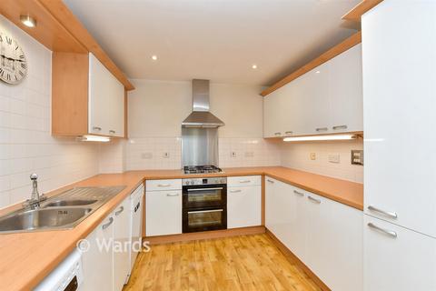 2 bedroom apartment for sale, Phalarope Way, Chatham ME4