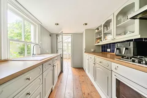 2 bedroom terraced house for sale - Bild 5
